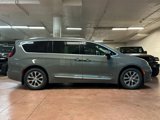 New 2025 Chrysler Pacifica Pinnacle image 6