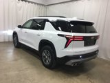 Used 2025 Chevrolet Traverse LT image 6