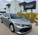 Used 2020 Toyota Camry LE image 2