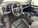 Used 2025 Porsche Cayenne image 4