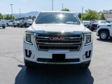 Used 2024 GMC Yukon SLT w/ SLT Premium Package image 2