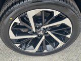 New 2025 Mitsubishi Outlander SEL image 5