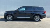 Certified 2025 Ford Explorer Platinum image 3