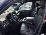 Certified 2025 Honda Pilot Black Edition image 3