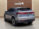 Used 2024 Volkswagen Atlas Cross Sport SE image 4
