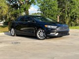 Used 2017 Ford Fusion SE w/ Fusion SE Technology Package image 2
