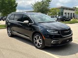 New 2026 Chrysler Pacifica Pinnacle image 3