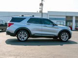 Used 2023 Ford Explorer Platinum w/ Technology Package image 2