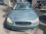 Used 2005 Ford Taurus SE image 2