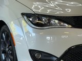 Used 2020 Chrysler Pacifica Touring-L Plus w/ S Appearance Package image 2