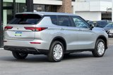 New 2025 Mitsubishi Outlander ES image 6