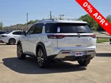New 2025 Nissan Pathfinder Platinum image 4