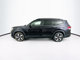 Used 2024 Volkswagen Atlas SE image 4