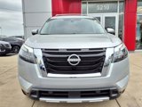 New 2025 Nissan Pathfinder SL image 2