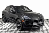 Certified 2025 Porsche Macan image 4