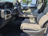 New 2024 Lincoln Navigator L Reserve image 5