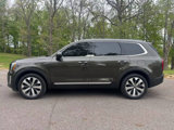 Used 2020 Kia Telluride S image 2