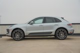Certified 2025 Porsche Macan image 2
