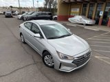 Used 2019 Hyundai Elantra SE image 2