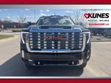 New 2025 GMC Sierra 2500 Denali w/ Denali Reserve Package image 3