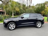 Used 2017 Jaguar F-PACE Premium image 2