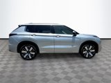 New 2025 Mitsubishi Outlander SEL image 3