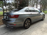 Used 2019 Volkswagen Jetta SEL Premium image 3