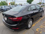Used 2020 Volkswagen Jetta SE image 3