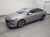 Used 2023 Hyundai Elantra SEL w/ Convenience Package image 2