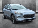 Used 2022 Ford Escape Titanium image 3