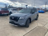 New 2025 Nissan Pathfinder SL image 2