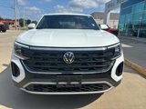 Used 2024 Volkswagen Atlas Cross Sport SE image 2
