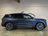Used 2024 Lincoln Nautilus Reserve image 3