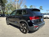 Certified 2024 Volkswagen Taos SE image 5