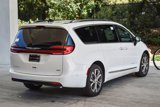 New 2025 Chrysler Pacifica Pinnacle image 6