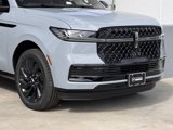 New 2025 Lincoln Navigator L Reserve image 2