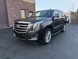 Used 2017 Cadillac Escalade Luxury image 4