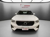 Used 2025 Volvo XC40 B5 Core image 2