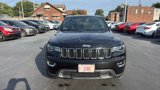 Used 2018 Jeep Grand Cherokee Limited w/ Luxury Group II image 2