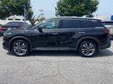 Certified 2025 INFINITI QX60 Luxe image 2
