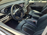 Certified 2022 Chrysler Pacifica Touring-L image 3