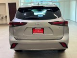 Used 2025 Toyota Highlander Platinum image 5