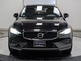 Used 2024 Volvo V60 B5 Cross Country Plus image 3