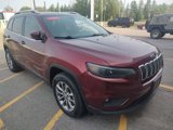Used 2019 Jeep Cherokee Latitude Plus w/ Comfort/Convenience Group image 3