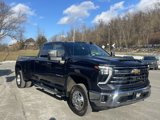 Used 2024 Chevrolet Silverado 3500 LTZ w/ LTZ Convenience Package image 5