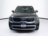 Used 2023 Kia Telluride EX w/ EX Captain's Chair Package image 2