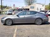 Used 2023 Nissan Altima 2.5 SV w/ SV Premium Package image 3