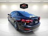 Used 2019 Volkswagen Jetta GLI image 3