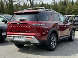 New 2025 Nissan Pathfinder SL image 4