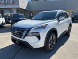 New 2025 Nissan Rogue SV image 2